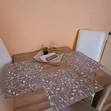 Ales Apartament Sombor