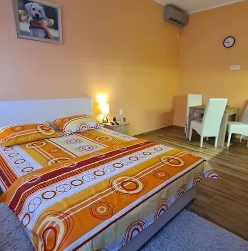 Апартаменты Ales *